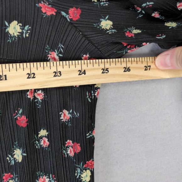 NWT Lane Bryant Black Floral Button Up Shirt Women's Plus Sz 26/28 Slinky Flowy - Picture 4 of 10